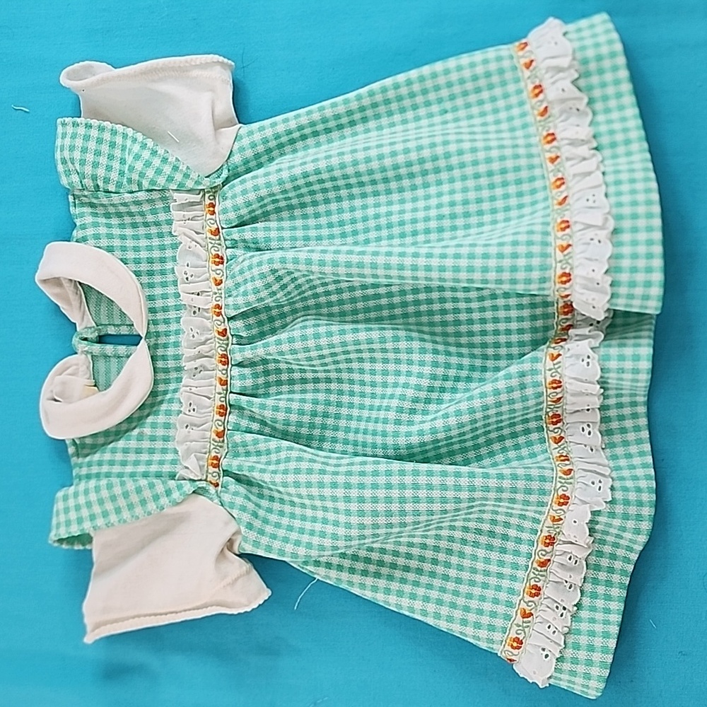 Carter's 1970's 12month Dress